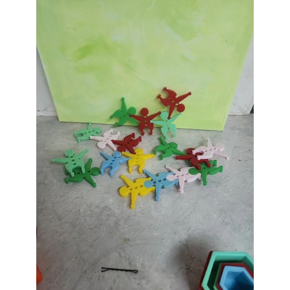 18pc link and stack together clown activity toy